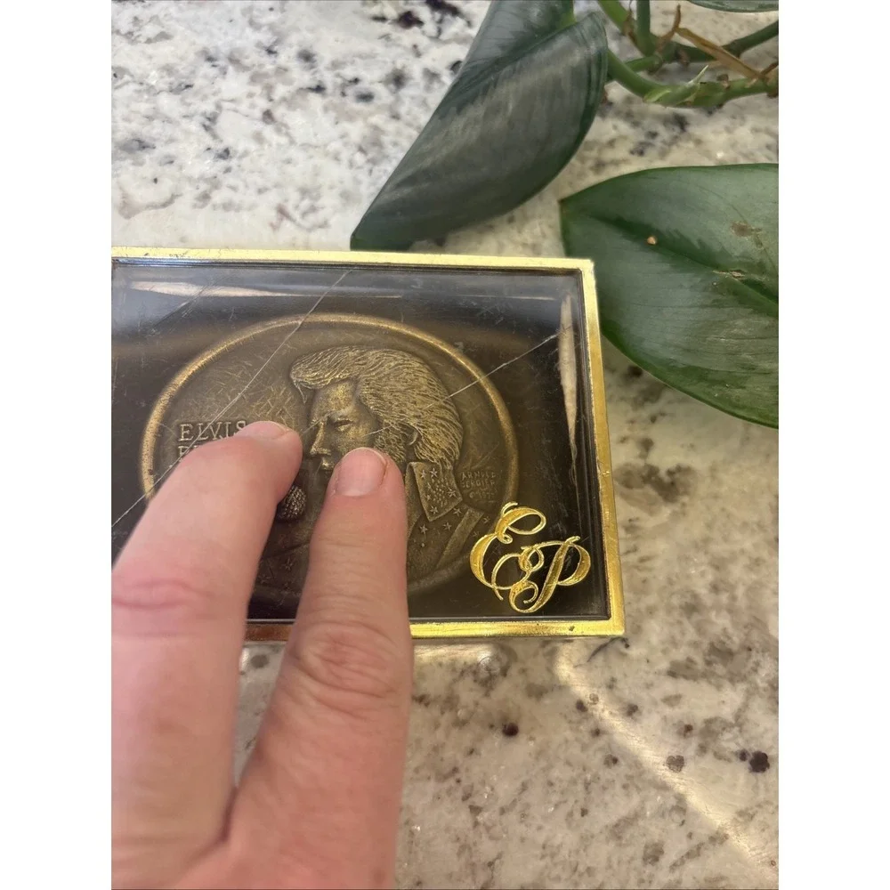 Elvis Presley Belt Buckle First Edition Memorial Commemorative Vintage 1935-1977